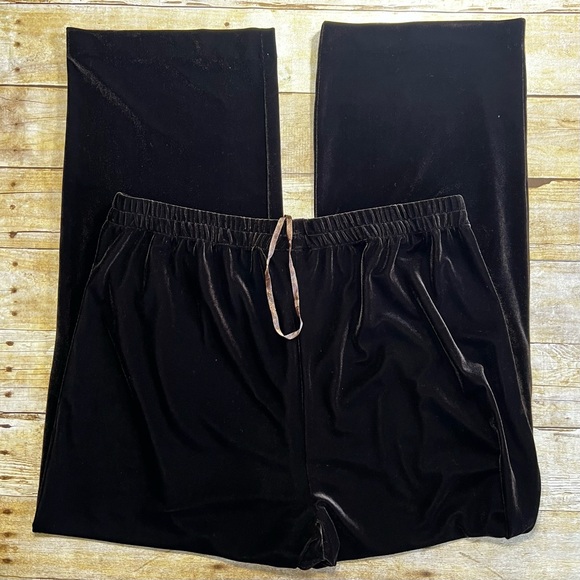 R&M Richard’s Size 16W Velvet Pants - Picture 3 of 6
